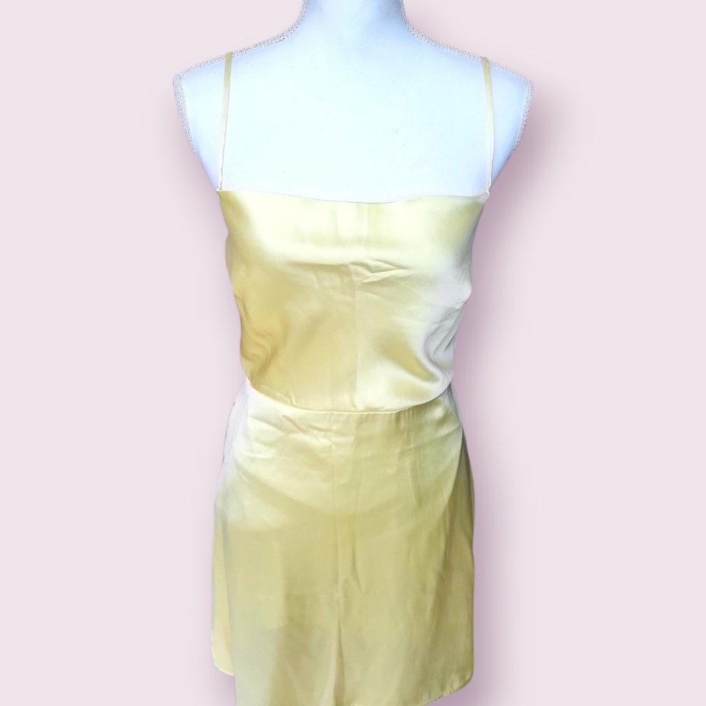 Hollister Elegant Light Yellow Satin Slip Mini Dress With Spaghetti Straps